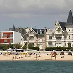 Bord De Apartment *