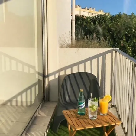 Bord De Appartement *