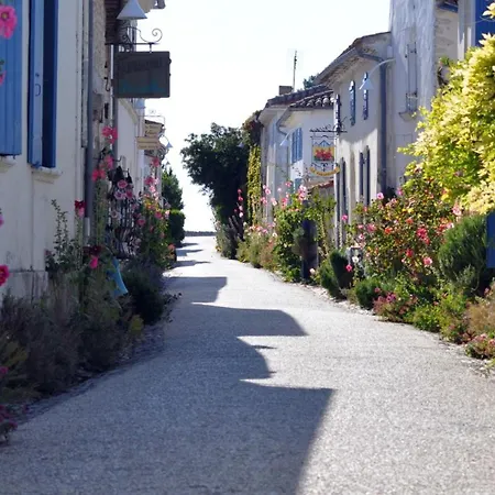 Appartement Bord De *